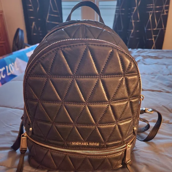 Michael Kors | Bags | Michael Kors Large Backpack Bag | Poshmark display picture 3